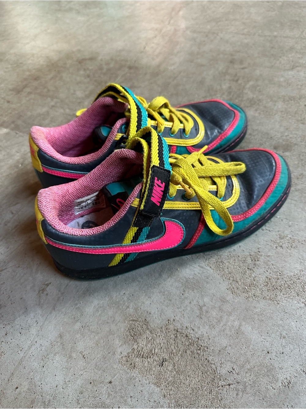 Size 10 Women’s Nike 6.0 Skate Shoes